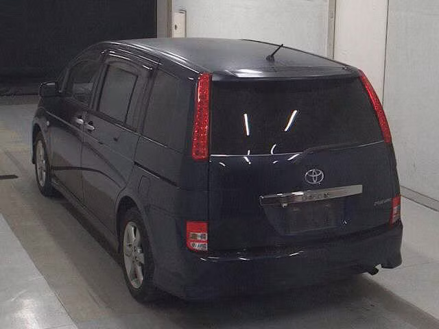 TOYOTA ISIS