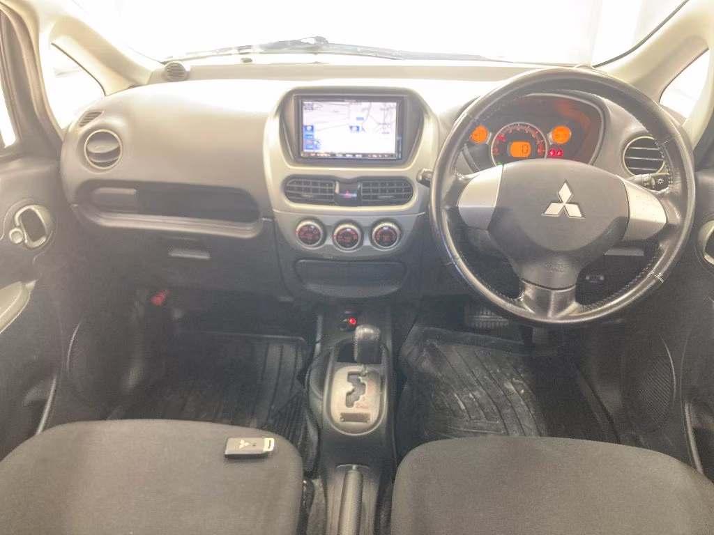 MITSUBISHI I