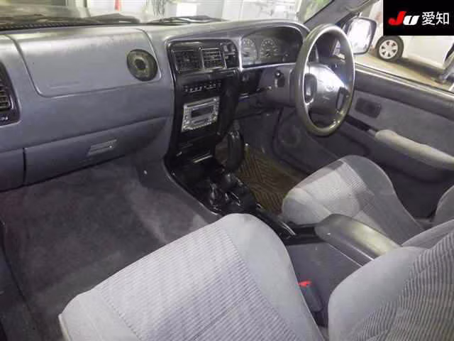 TOYOTA HILUX SURF