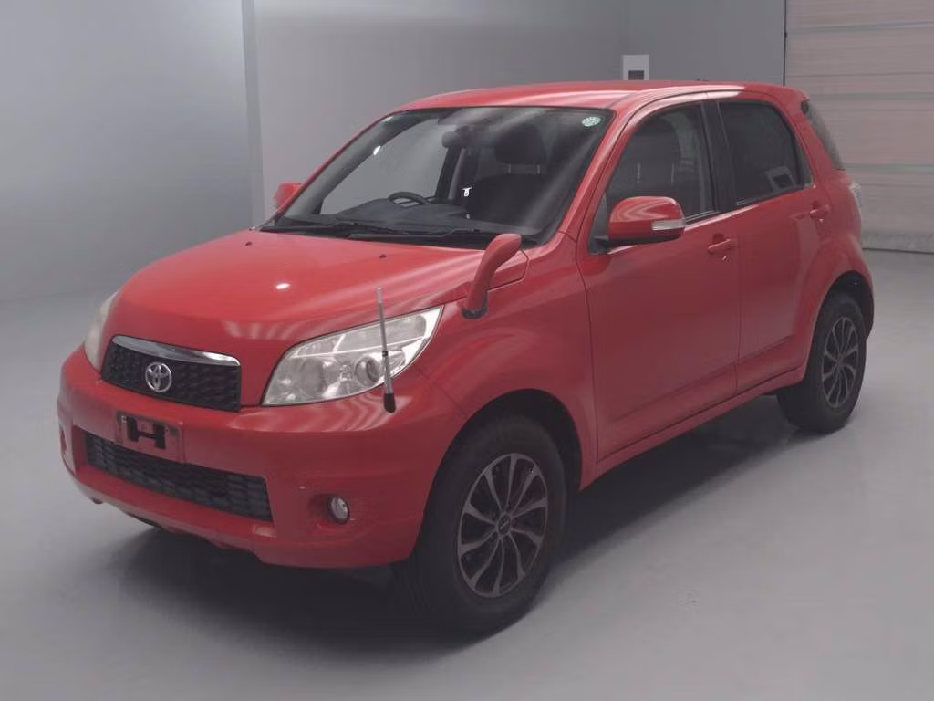TOYOTA RUSH