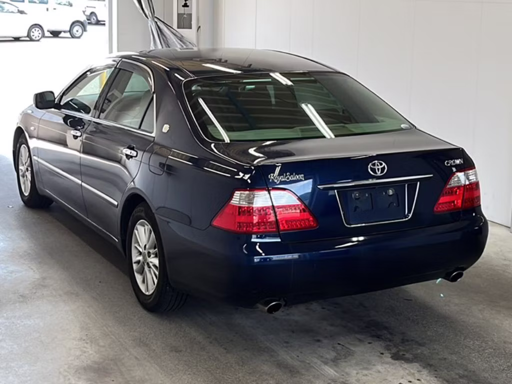 TOYOTA CROWN