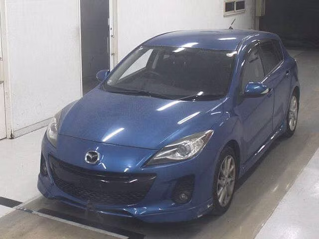 MAZDA AXELA