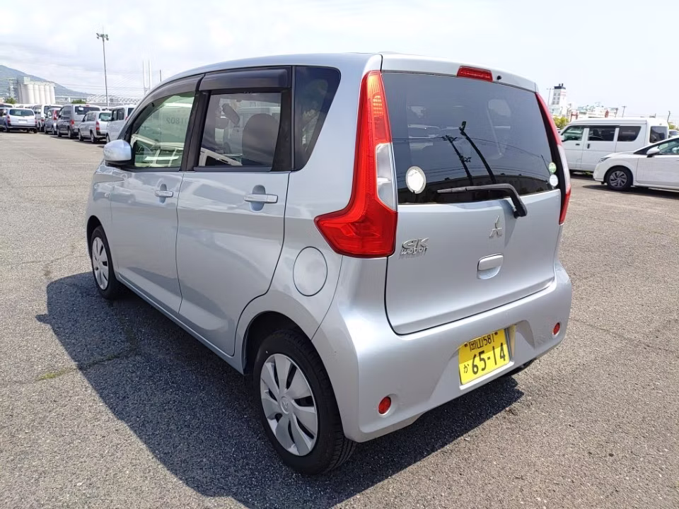 MITSUBISHI EK WAGON