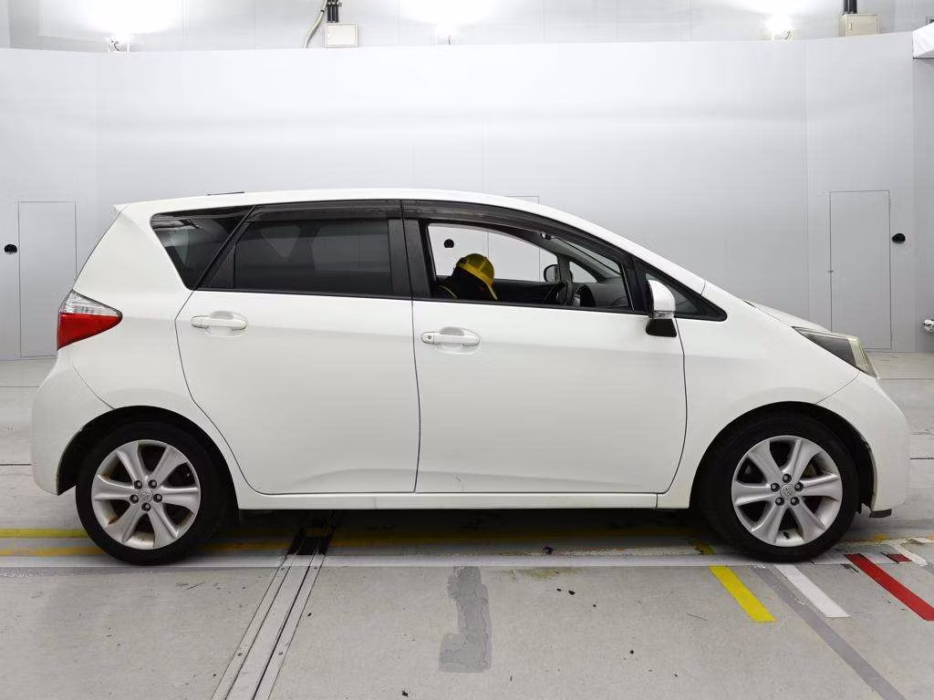 TOYOTA RACTIS