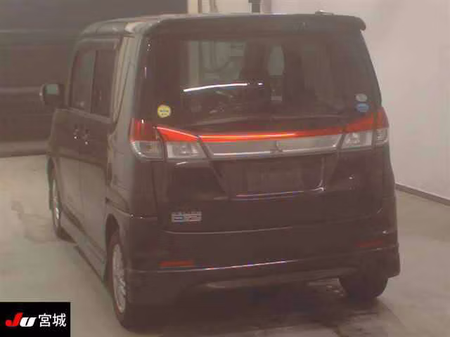 MITSUBISHI DELICA D:2