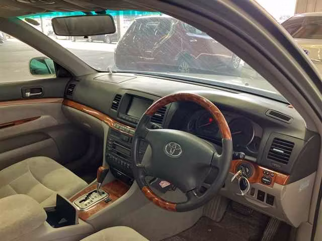 TOYOTA MARK II