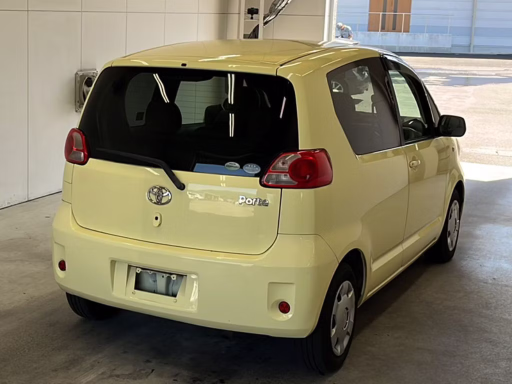 TOYOTA PORTE