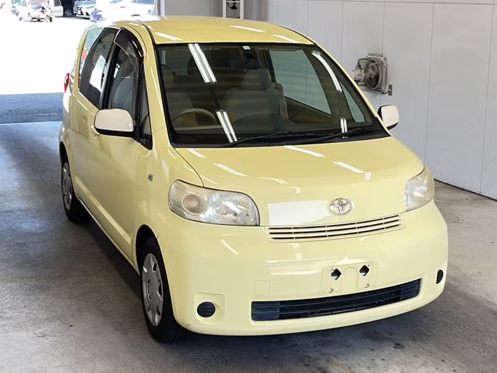 TOYOTA PORTE