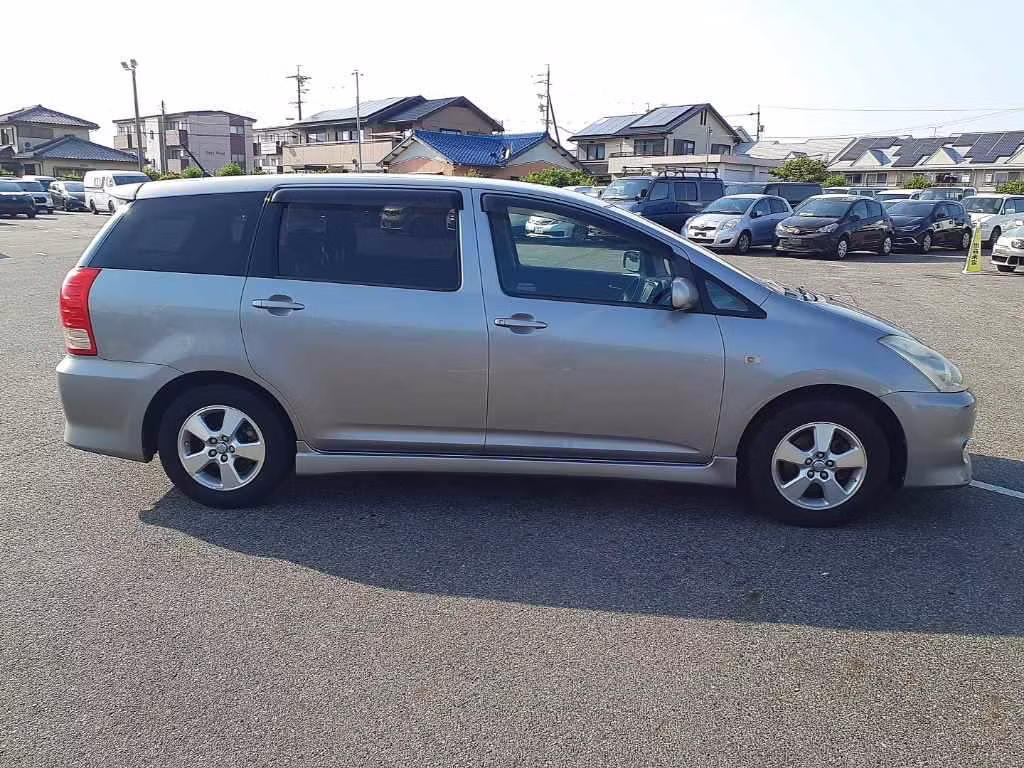 TOYOTA WISH