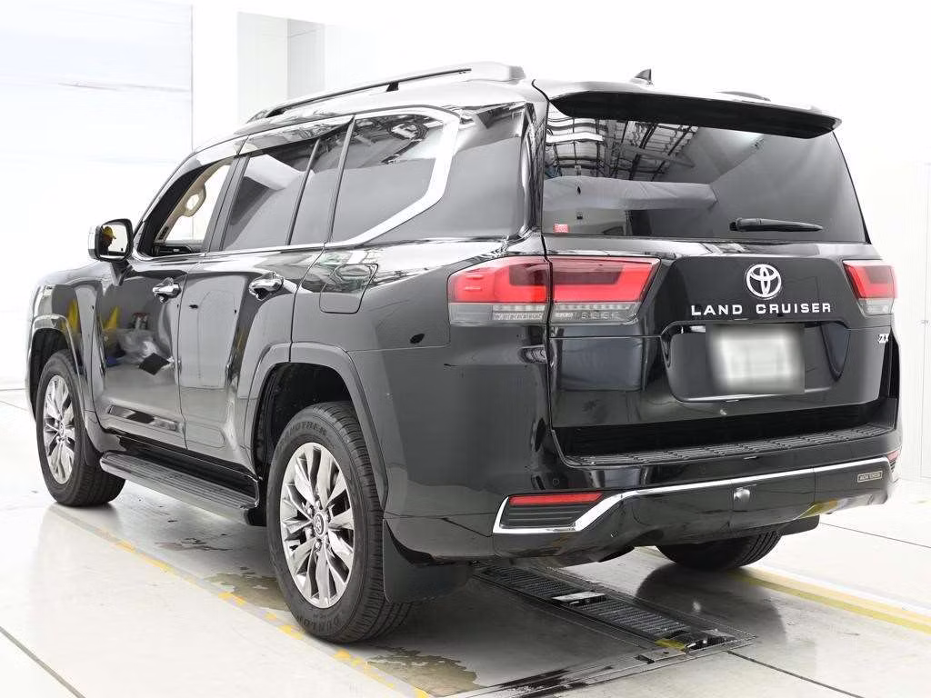 TOYOTA LAND CRUISER