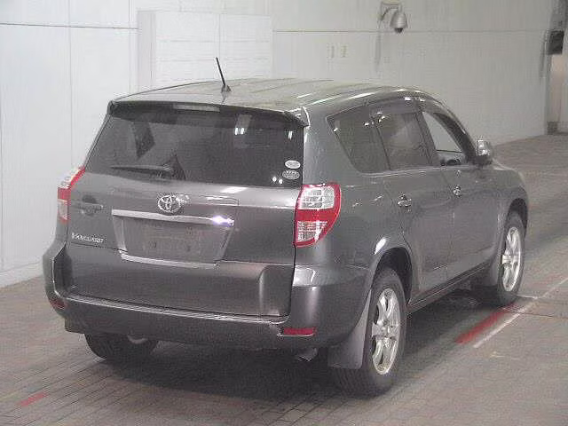 TOYOTA VANGUARD