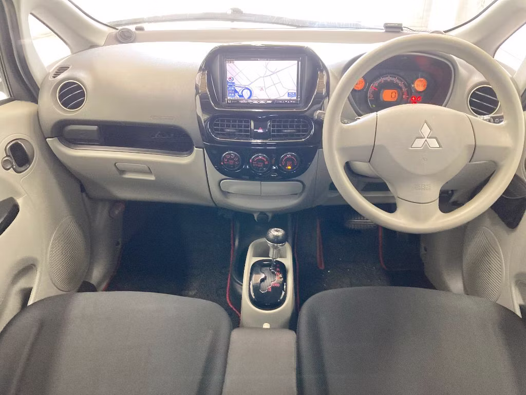MITSUBISHI I