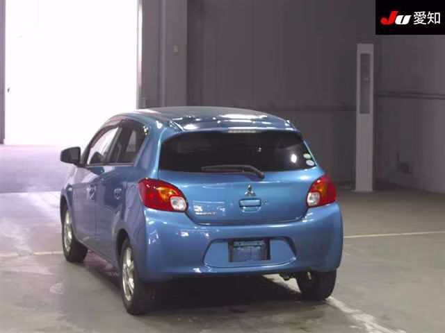 MITSUBISHI MIRAGE