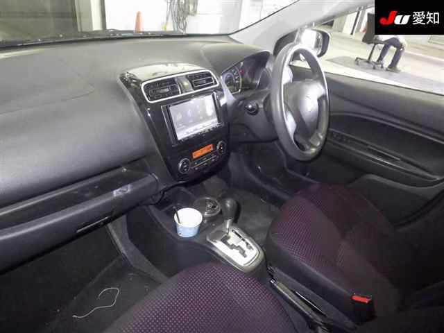 MITSUBISHI MIRAGE