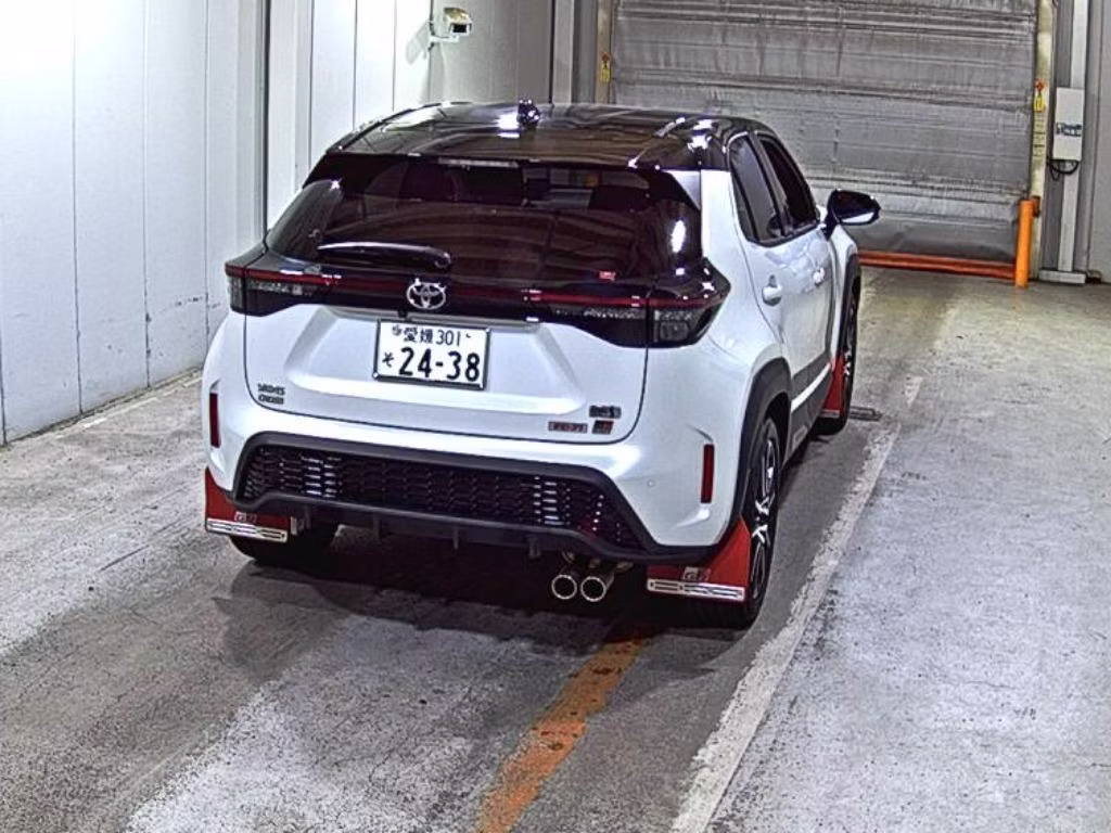 TOYOTA YARIS CROSS