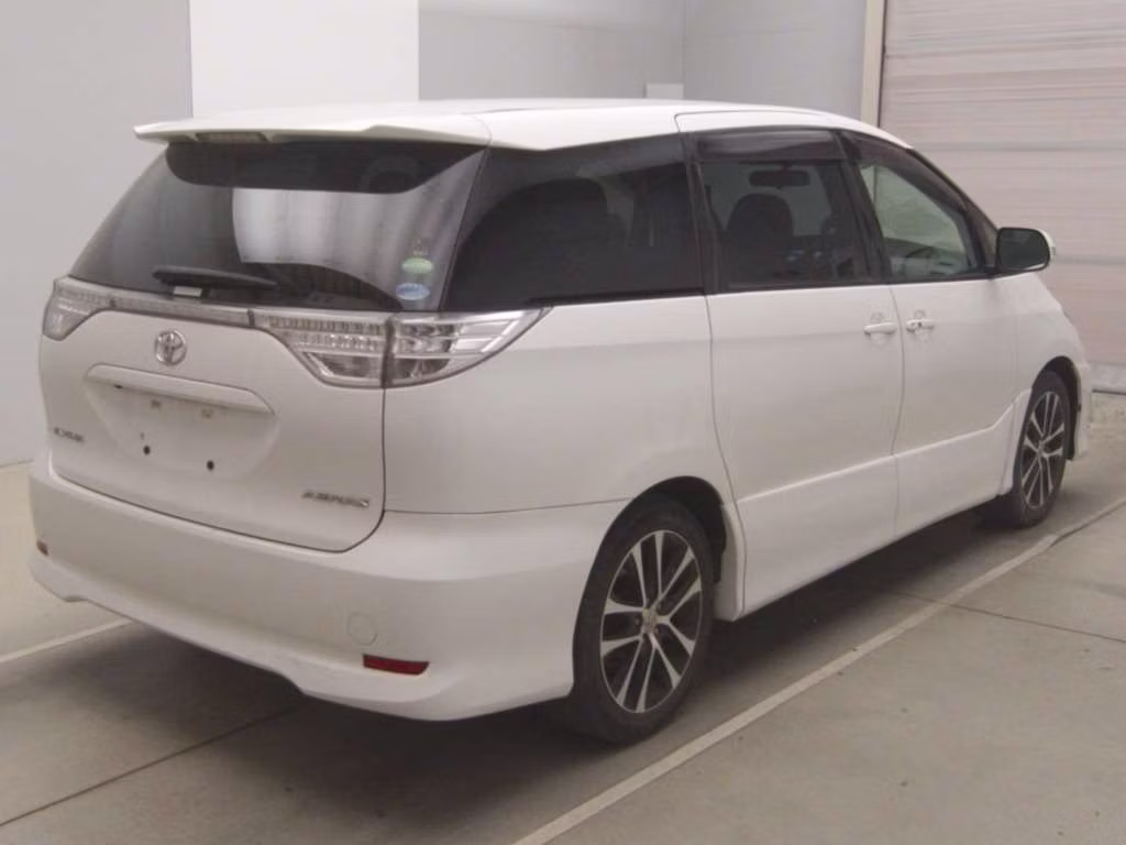 TOYOTA ESTIMA