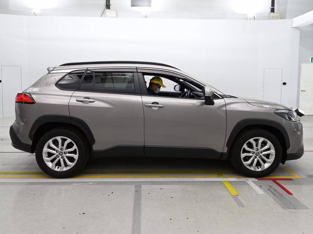 TOYOTA COROLLA CROSS