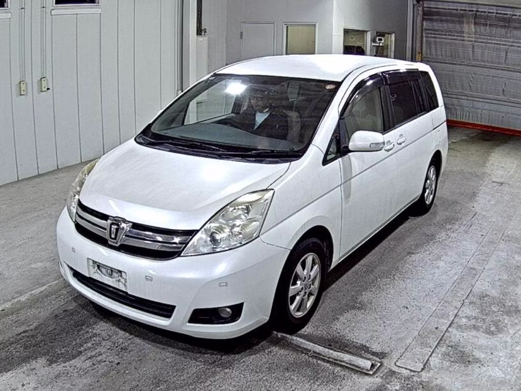 TOYOTA ISIS