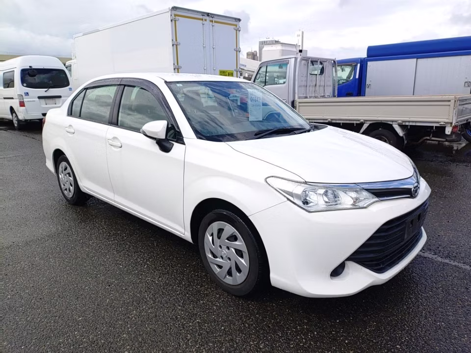 TOYOTA COROLLA AXIO