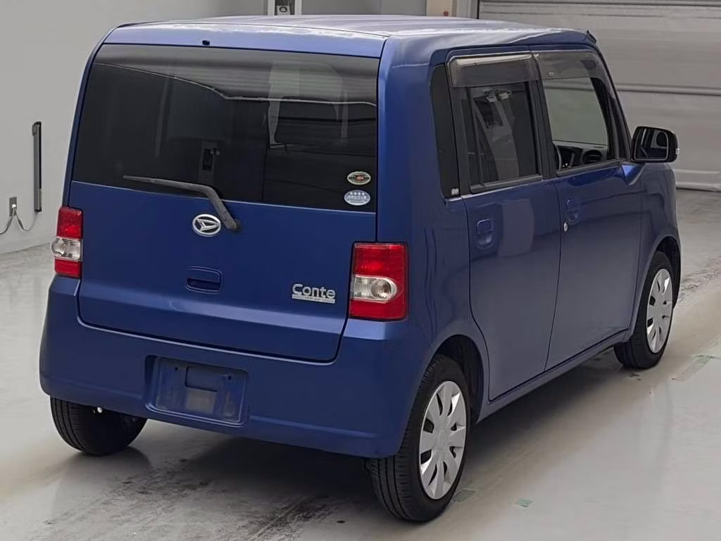 DAIHATSU MOVE CONTE