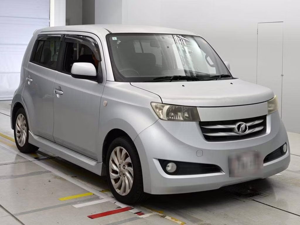 TOYOTA BB