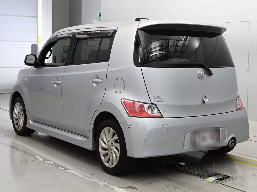 TOYOTA BB