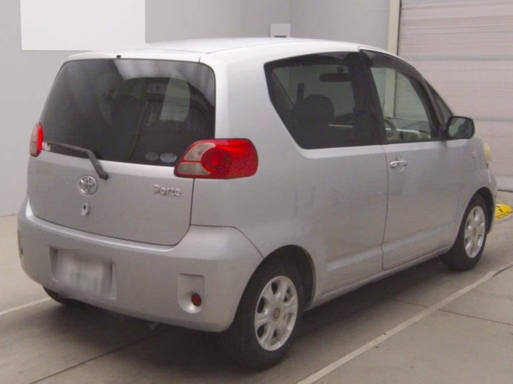 TOYOTA PORTE