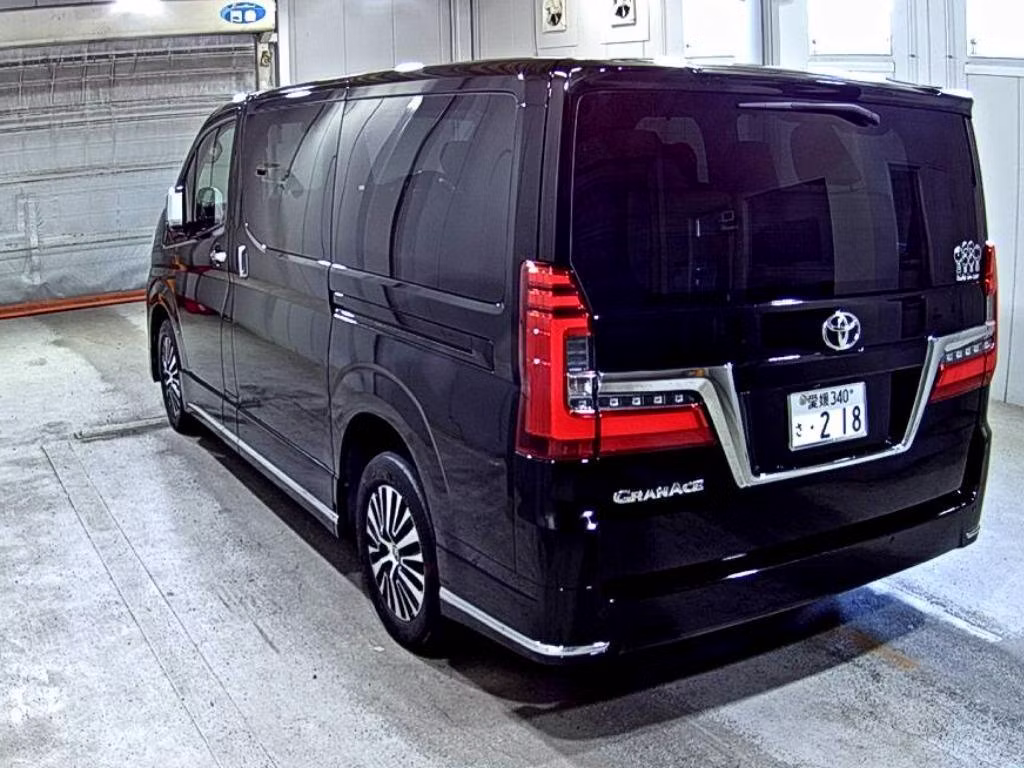 TOYOTA GRANACE