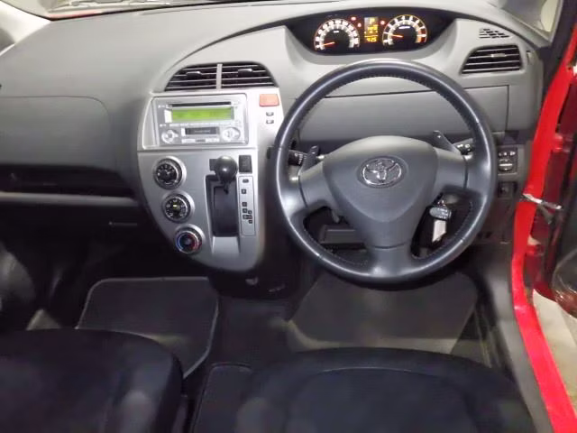 TOYOTA RACTIS