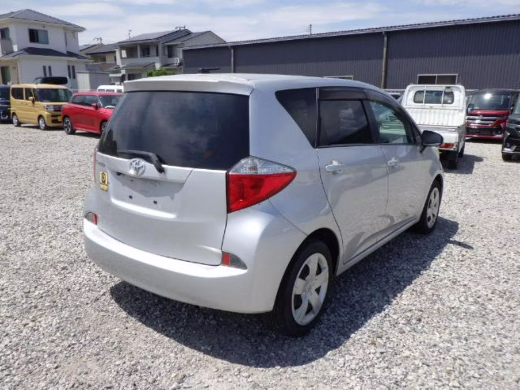 TOYOTA RACTIS