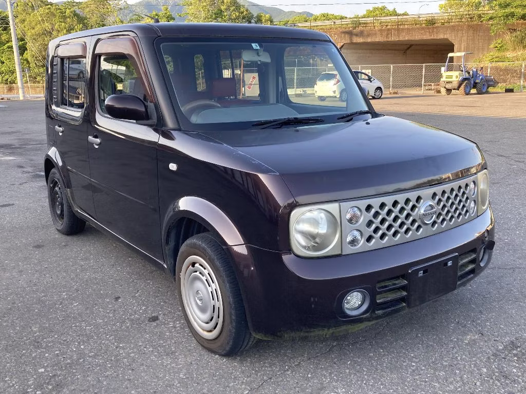 NISSAN CUBE