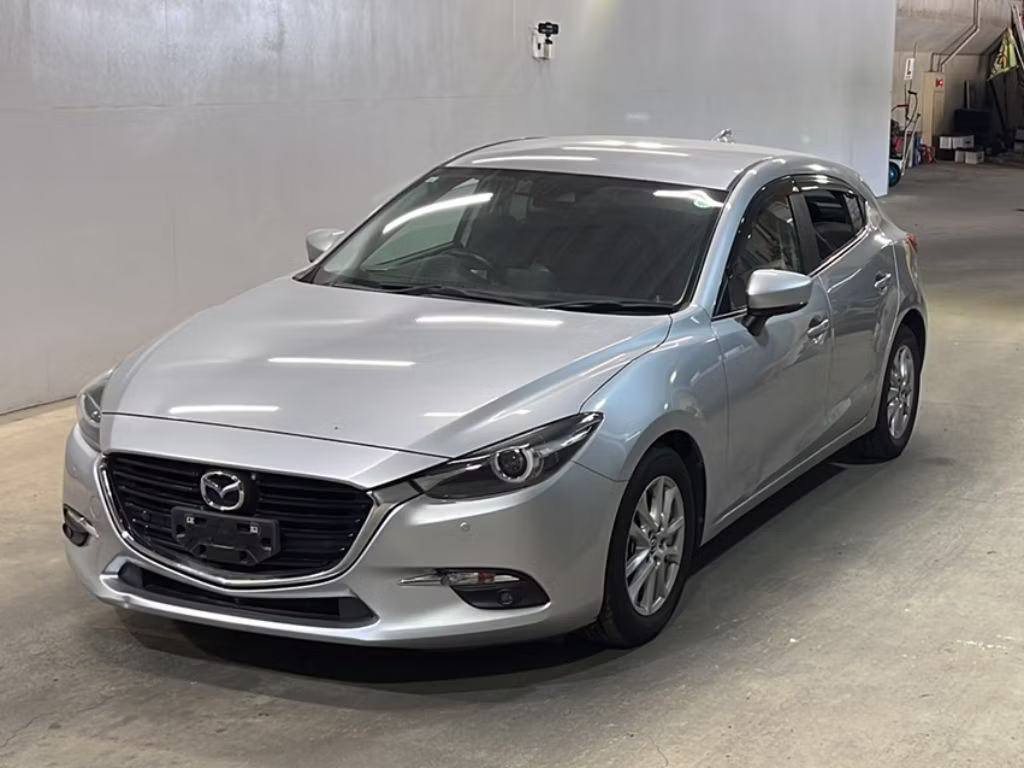 MAZDA AXELA