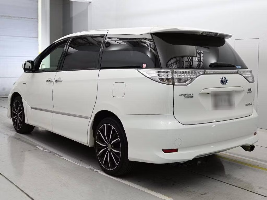 TOYOTA ESTIMA