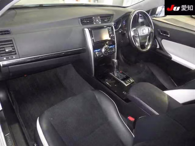 TOYOTA MARK X