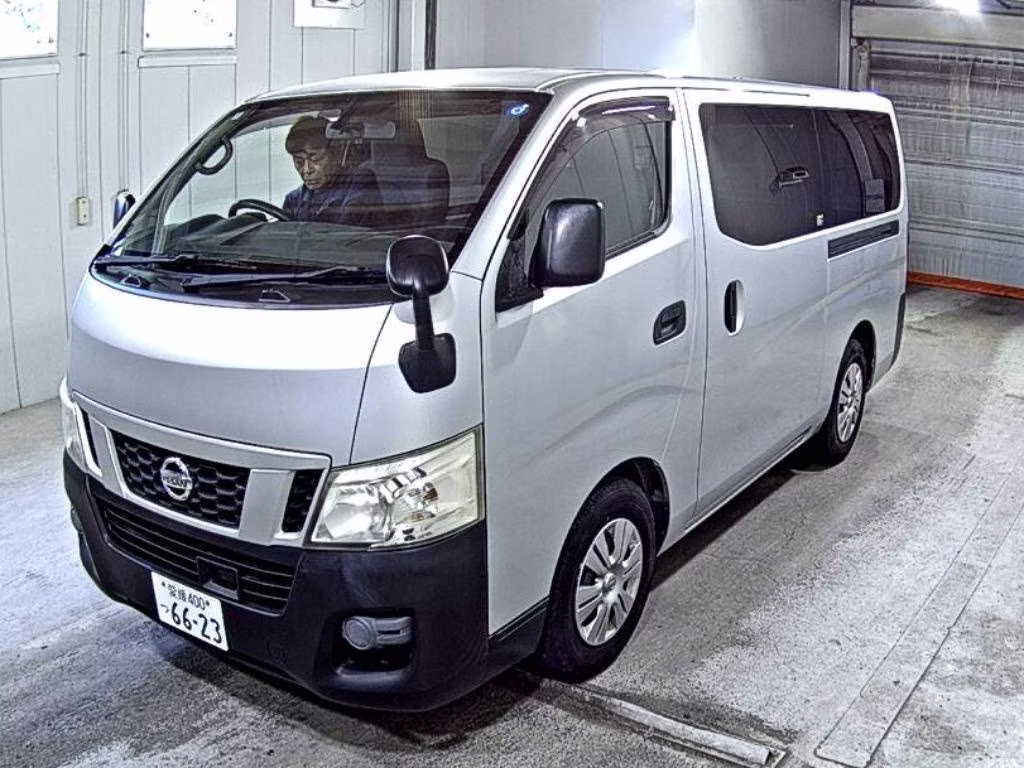 NISSAN NV350 CARAVAN