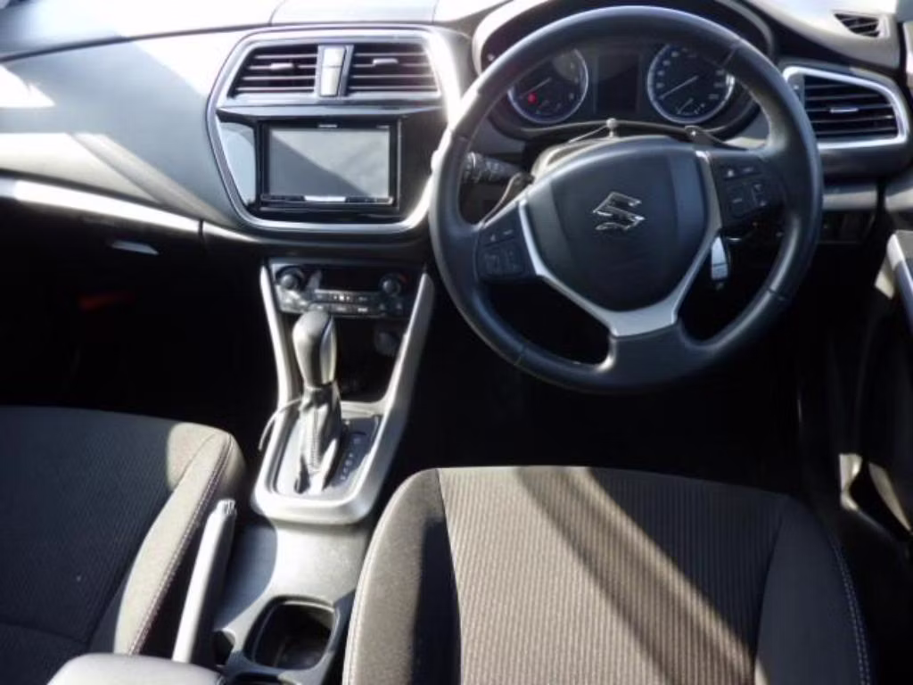 SUZUKI SX4