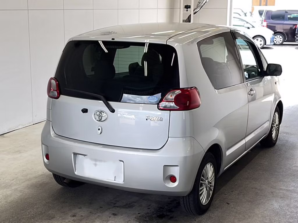 TOYOTA PORTE