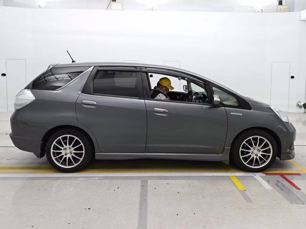 HONDA FIT SHUTTLE