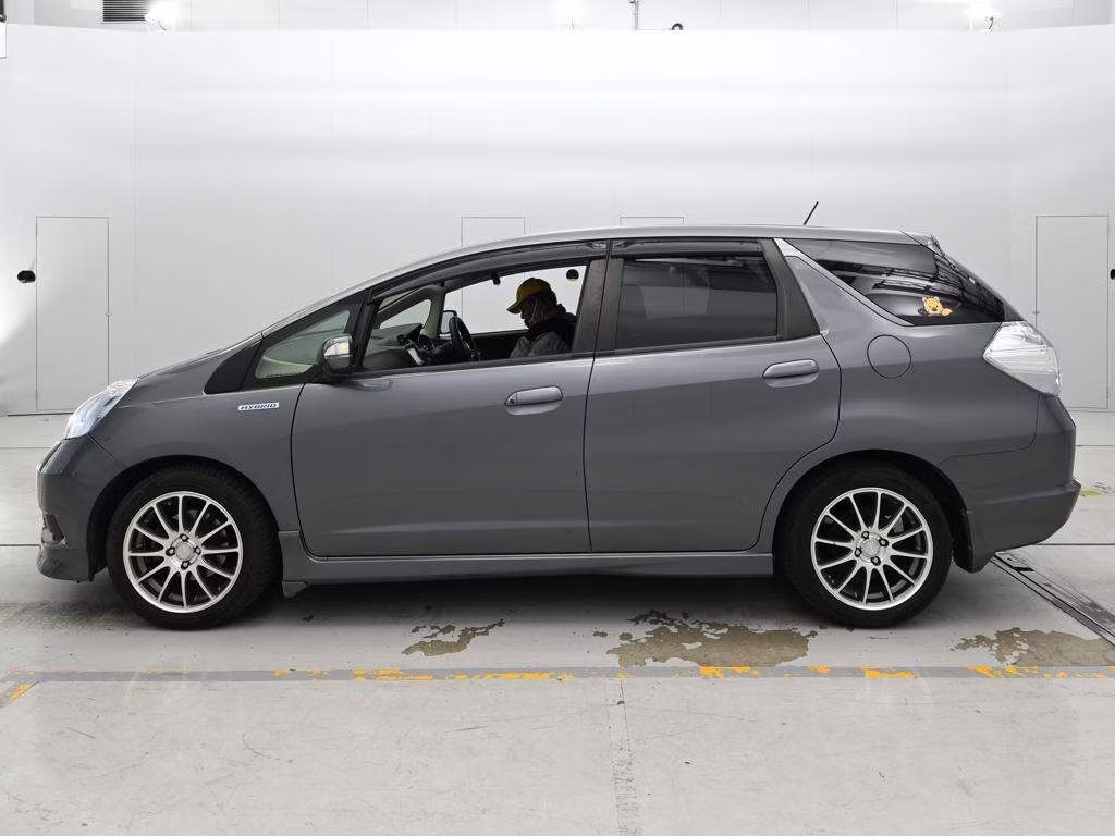 HONDA FIT SHUTTLE