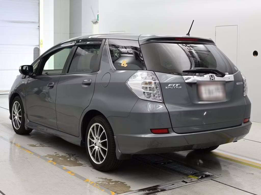 HONDA FIT SHUTTLE