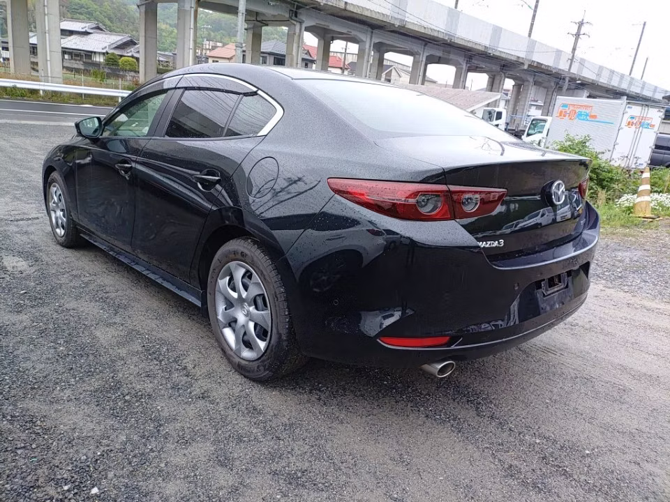 MAZDA MAZDA3