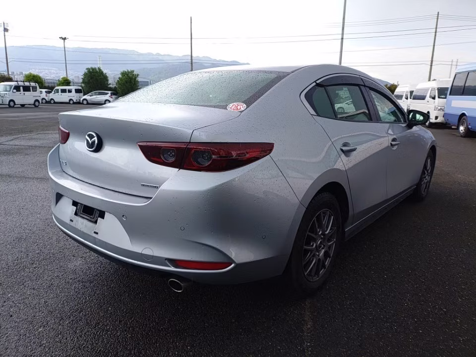MAZDA MAZDA3