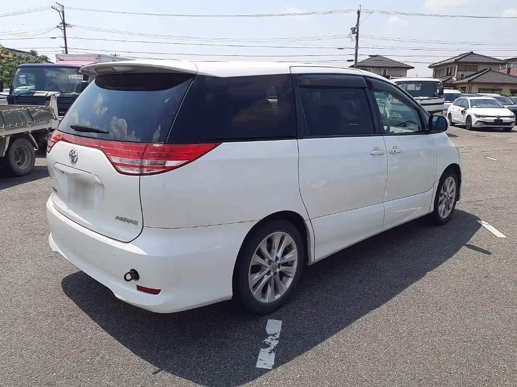 TOYOTA ESTIMA