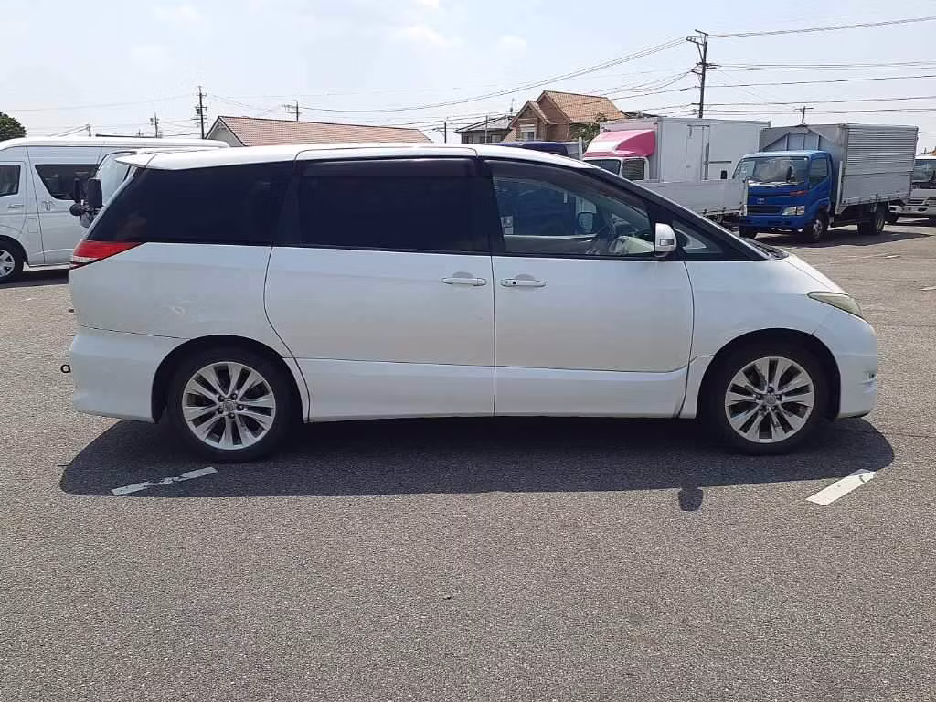TOYOTA ESTIMA
