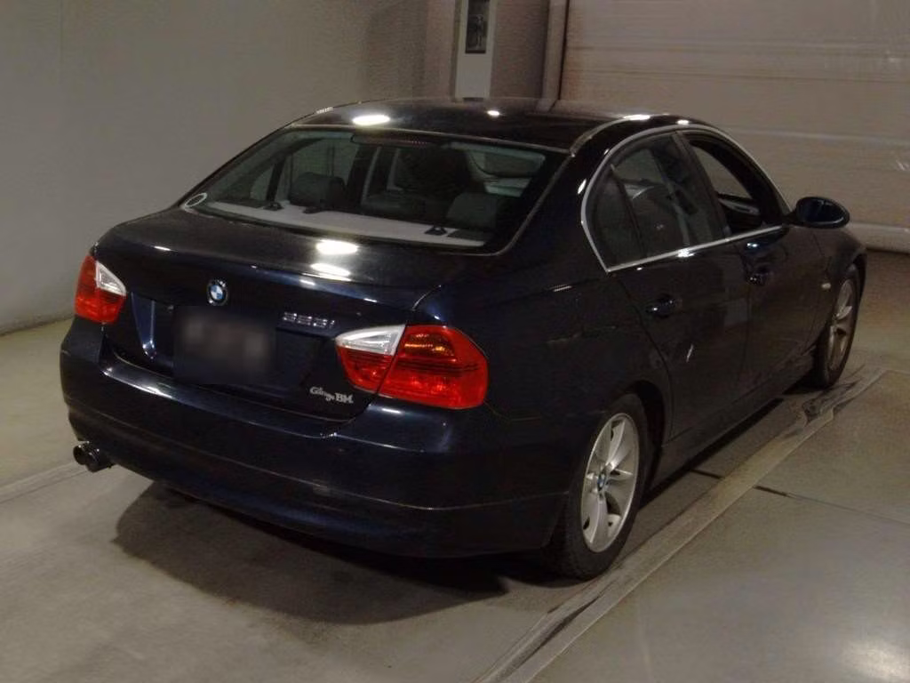 BMW 3-SERIES