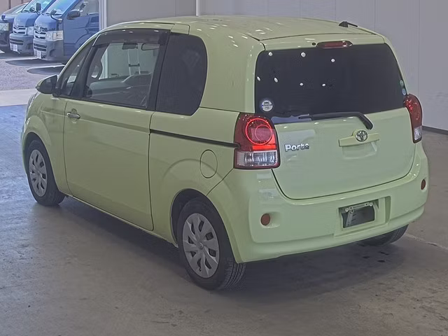 TOYOTA PORTE