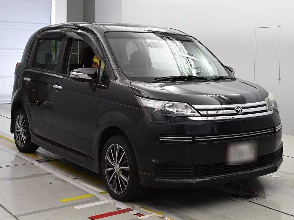 TOYOTA SPADE