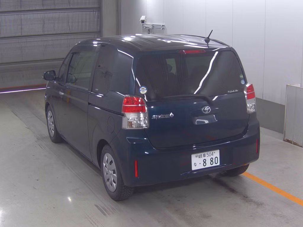 TOYOTA SPADE
