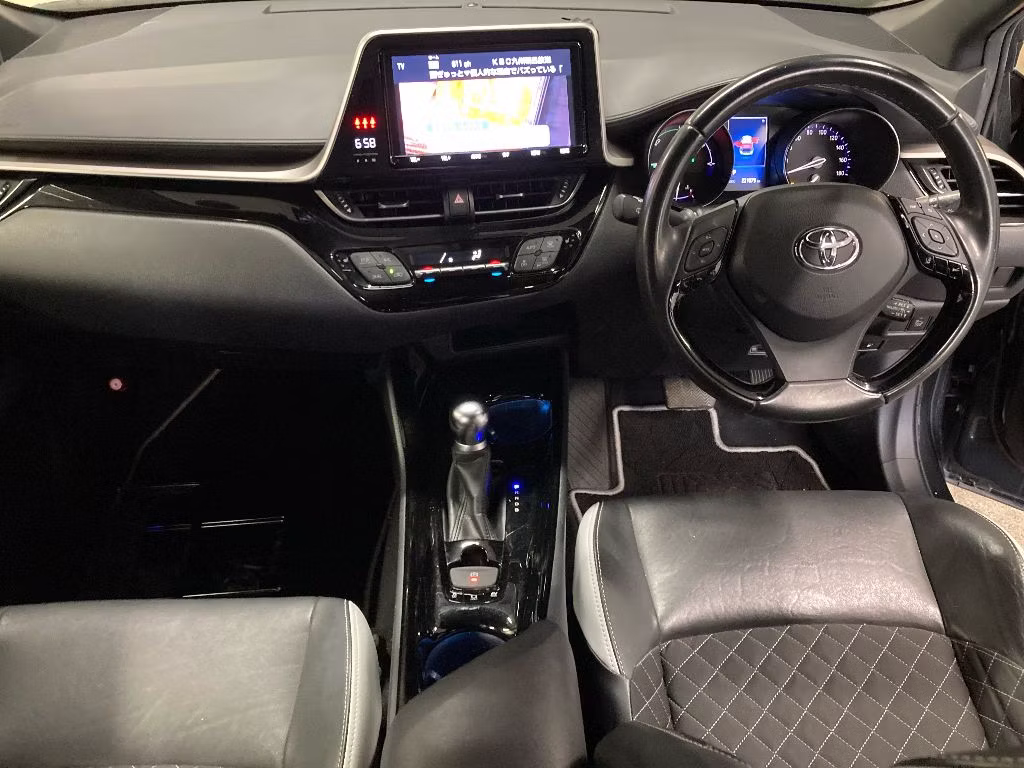 TOYOTA C-HR