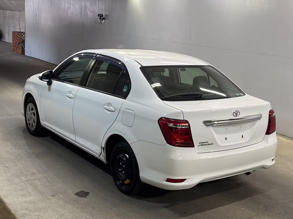 TOYOTA COROLLA AXIO